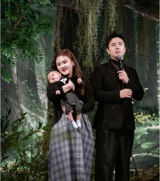 ���ڸ�������Ȣ��������������� �������������¼�զ����