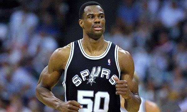 �����ޱ�ѷΪʲô�к����Ͻ� �����ޱ�ѷ����������Ƭ