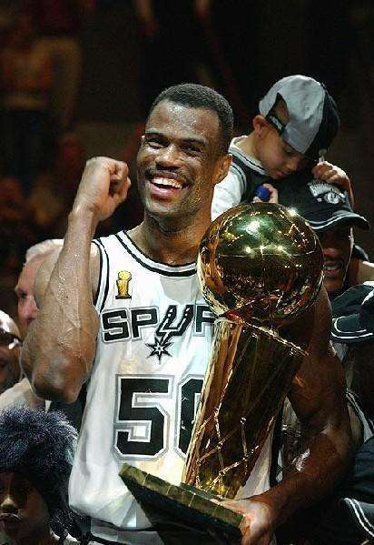 �����ޱ�ѷΪʲô�к����Ͻ� �����ޱ�ѷ����������Ƭ