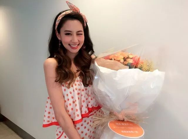 �ӱ���������ôЦ�� �ӱ������Ӹ���������������