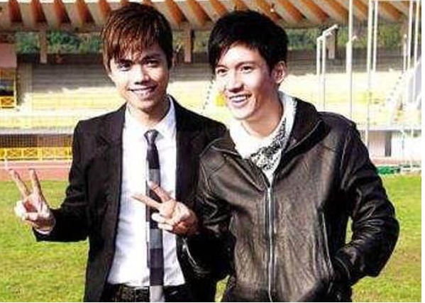 ���Ǳ�Ϊʲô��С��Ů ���Ǳ��ž���ͬ�ΰ�����һ����