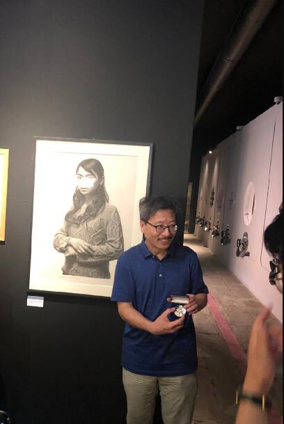 ����Ļ�����һ����2.7�� ������˽�����˭