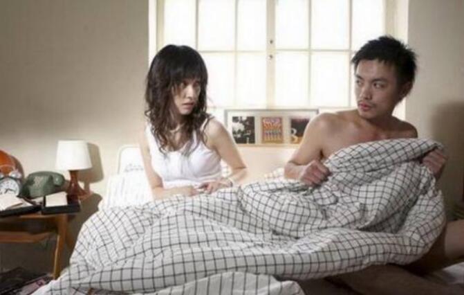 ����ǧ��Ӿװ��Ƭ���� ����ǧ�汻���������Ϲ���˭