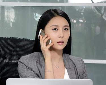 贾青为什么和秦奋分手 贾青到底是不是整容了呢