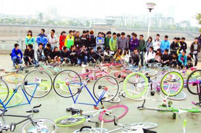 �������г���ôɲ��ͣ�� �������г�����Ǯ��һ��