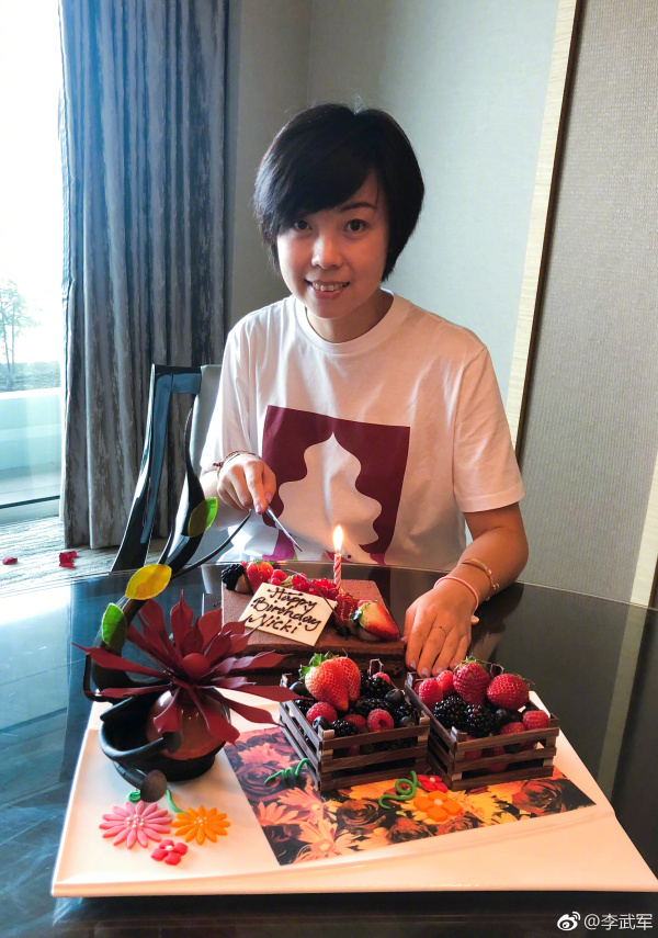 ���������������ϰ��������Ͼ������¼����ֱ�����ô����