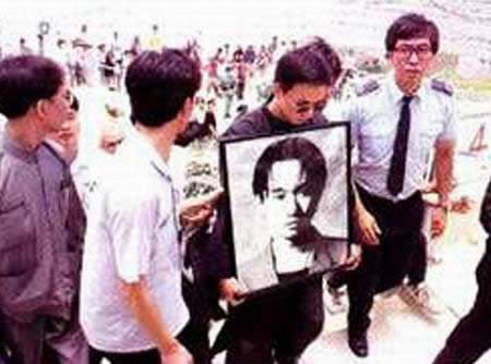 ���ܿ��ƼҾ�������Ƭ ���ܿ����ڻ��ڰ���