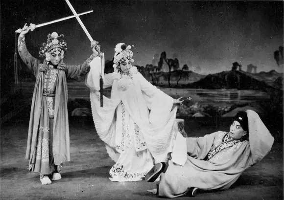 �Ž����������֮�� �Ž������������ı���