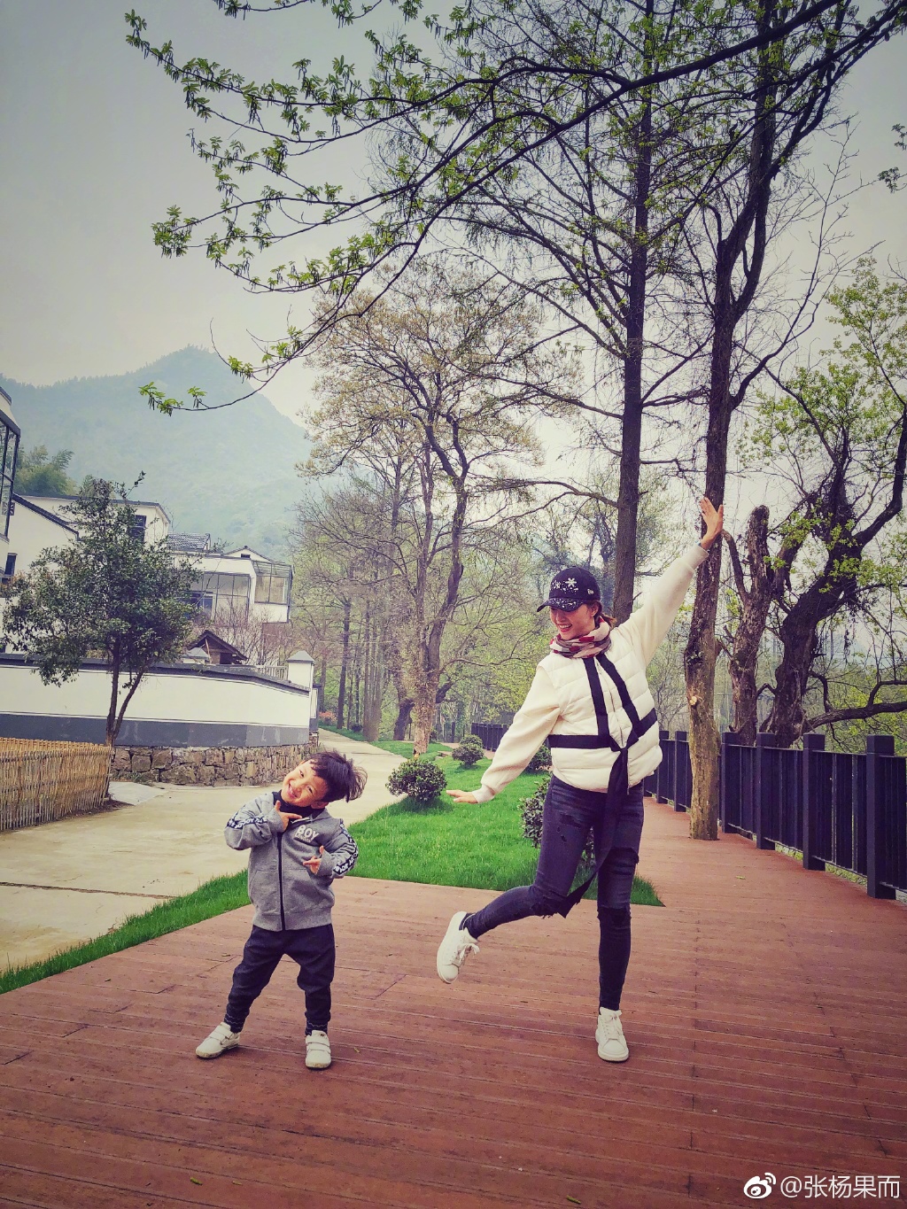 �������Ϊʲô�����ĸ��� ���Ӱ������Ӵ�ְ�뿪��ԭ����ʲô