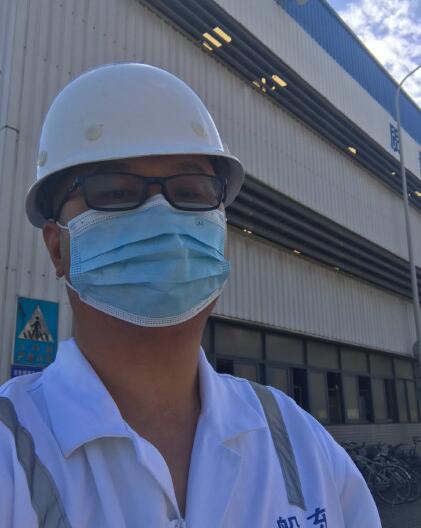 工地戴白色安全帽是做什么工作 白工资高吗