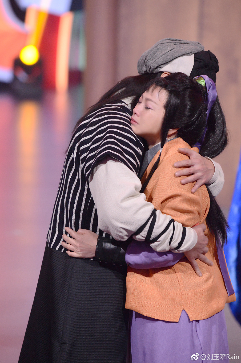 ��ʵ�������ϲ�����ջ��� �����ͻ��ջ���ϵ���