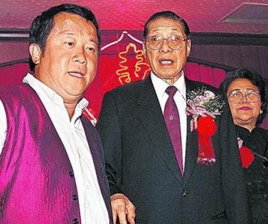 �����ٺ����ֵĹ�ϵ��ʲô �����ٺͻ����Ĵ�̽��˭��