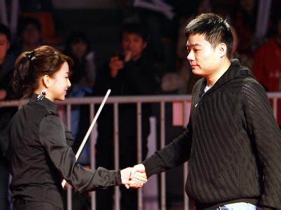 �����ͺ������ô���˭���� �����Ժ������õĹ�ϵ��һ��