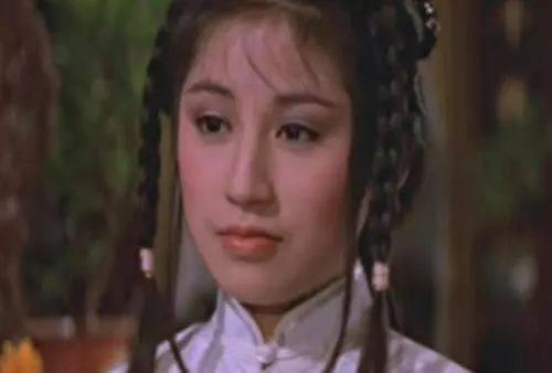 从戴良纯面相八字命理看她命苦的原因 她现在的状况如何