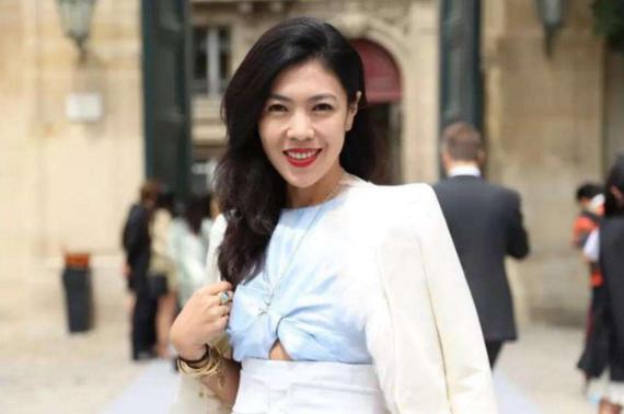 洪晃的三次婚姻史回顾 他和苏芒谁更厉害