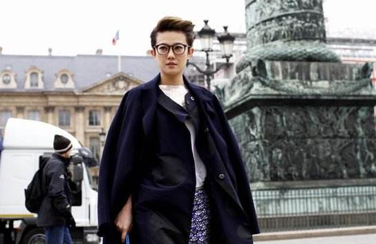 ����������T�� ����Ůͬ����������