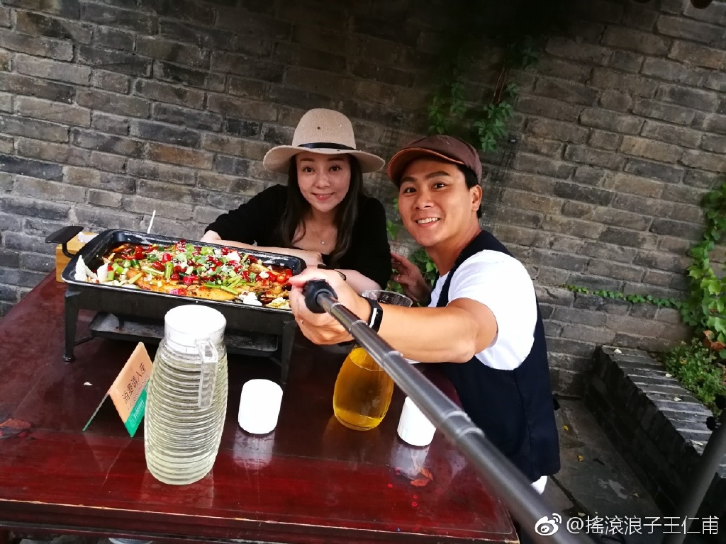 ���ʸ��ͼ�����״��� �������������ļٵ�