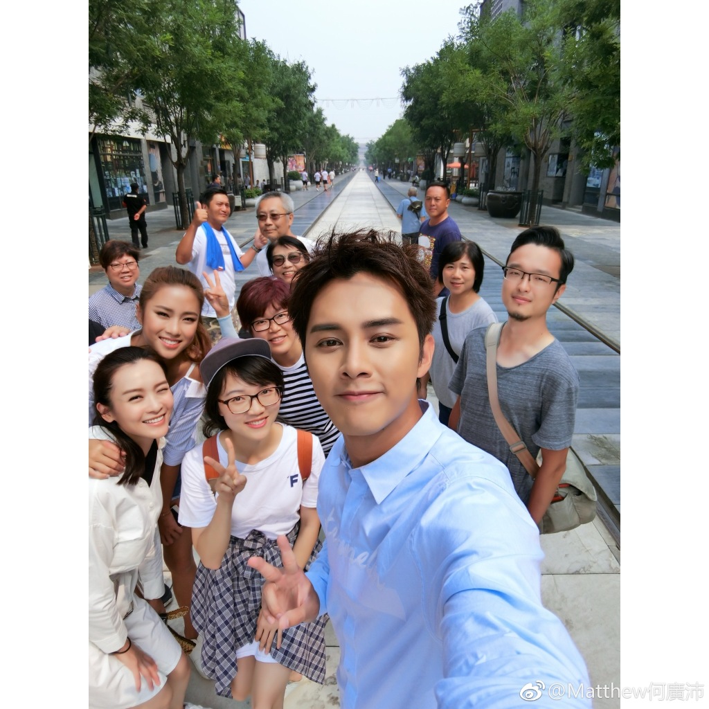 何广沛朱晨丽一起了吗 何广沛是不是混血