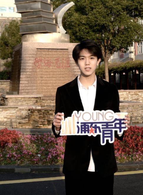 ������Ϊʲô��С�ܡ���Сܿ��ѧ����᳤���ϰ��� ����