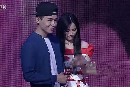 �ǳ����ź�˼˼Ϊʲô��Ƣ�� ��˼˼���Ͻ���