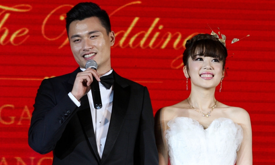 于汉超的老婆邱笑寒干什么的 盘点中国国脚太太团都是干什么的