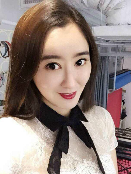 于汉超的老婆邱笑寒干什么的 盘点中国国脚太太团都是干什么的