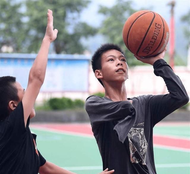 �żҳ���ôʧȥ�ֱ۵� �����߶���