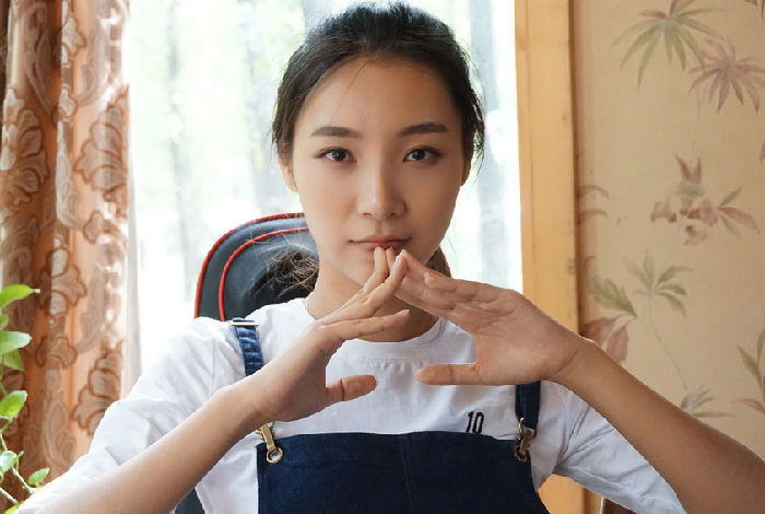 石悦直播什么游戏 高考状元石悦的人生选择有错吗