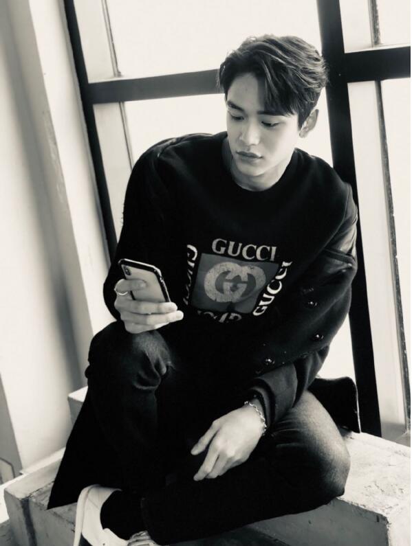 m的练习生,之后成为nct组合的一员.2019年,s.