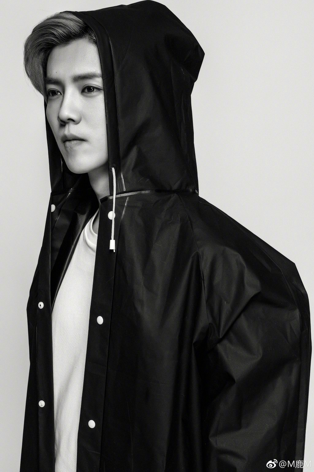 ����Ů���ǵ���֮��󲻿��� ����Ů�����Ա����˭