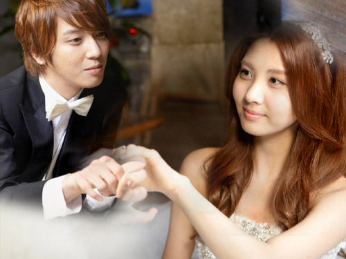 传言郑容和家暴女朋友是怎么回事 他为什么叫郑少女