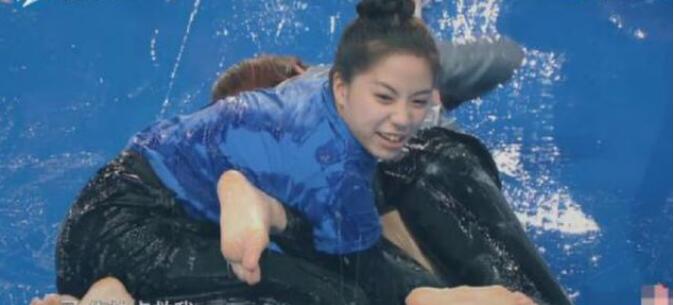 ŷ�������Ǹ�ѧУ���� �������ƶ���������һ��