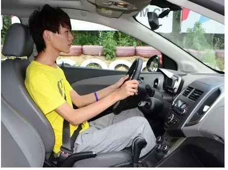 ��ʻ���Ʋ���ȷ��۷��� ��ȷ�ļ�ʻ����ͼ��