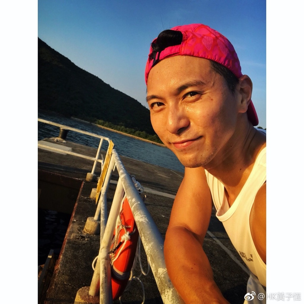���Ӻ�ͻư�����ʲô������ ���Ӻ�Ů������˭