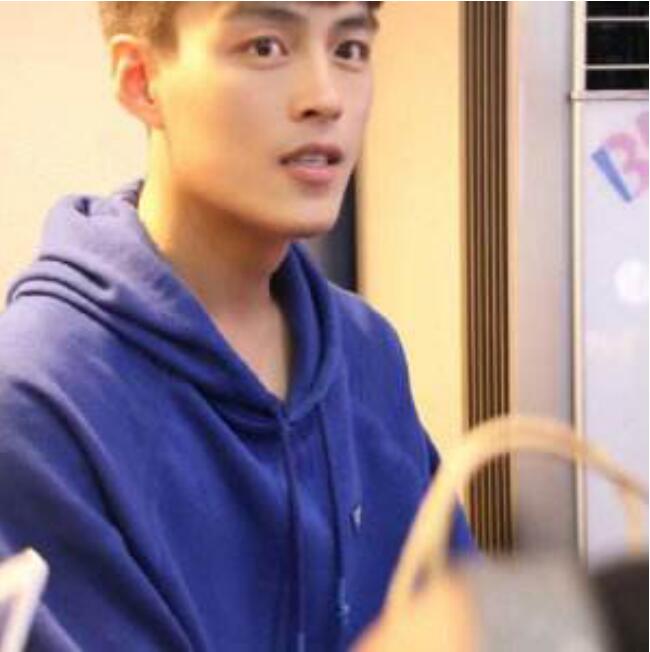 ��ͼ��ԭ������˧�� ��������˼˼��Ƭ