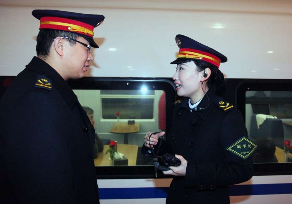 �����г������ʶ��� �г����칫ϯ�ڼ��ų���