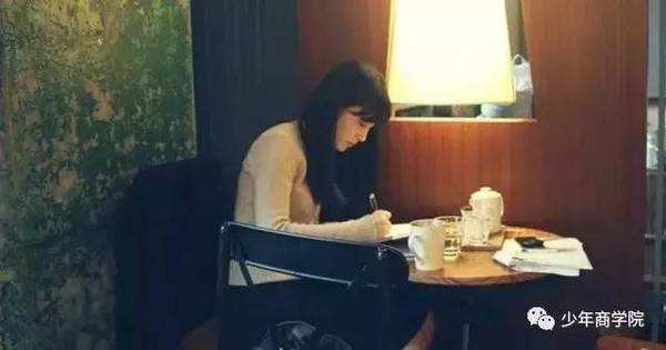 ���Ⱥ��¼�����Ӧ����ô���� ���Ⱥ�����ô�ߵ�