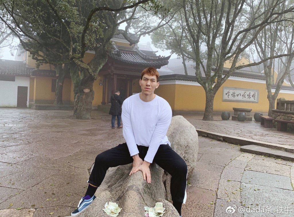 �ź���Ϊʲô�᲻��cba������ ��ţ�ź��ִ�Ұ��һ������Ǯ