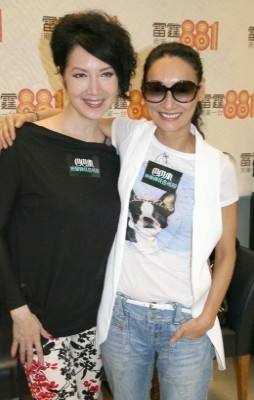 лѩ�ĺͻ�Ӣ��Ķ�Թ ��Ӣ���Ϲ���˭