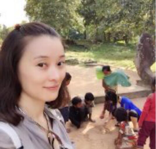 徐翠翠老公是于小伟吗 她和吴越长的好像对比照