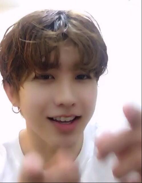 �������������ĸ�ѧУ���� ����������������ֱ��