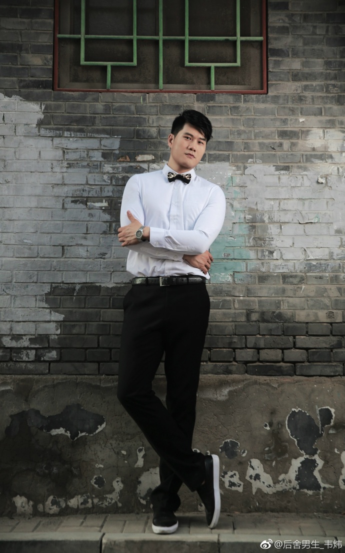 韦炜和黄艺馨现状如何做什么去了 后舍男生韦炜近照曝光