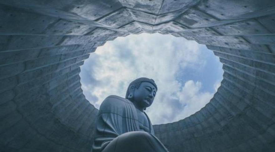 ��˵�ŷ��ö��˵��˾���ʧ����ļٵ� Ϊʲô���Խ�ߵ���Խ�ŷ�