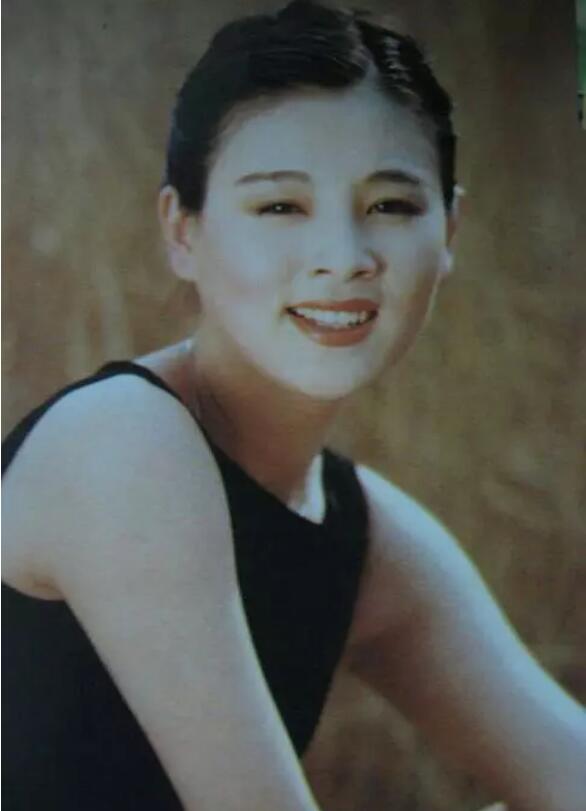 ��������Ӣ�������ֽ������ ���������������Ů����ҥ��