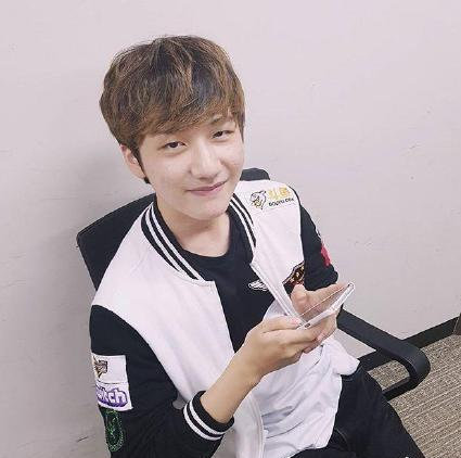 小花生peanut拿过世界冠军吗 他女朋友照片来了