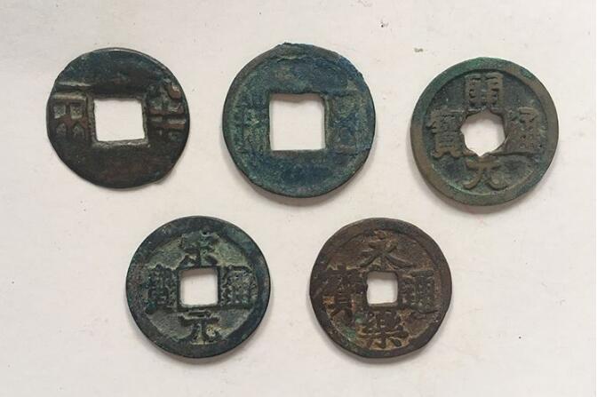 �����ǮͼƬ���۸� �кܶ���Ʒ������ı�а