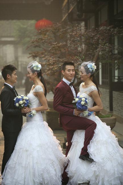 ˫��̥�����Ľ������Ϲ���Ƭ �������򲻹��������������Ӻ󸴳����