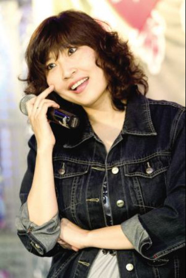 张蔷是怎么死的 老牌天后张蔷罕见年轻时照片