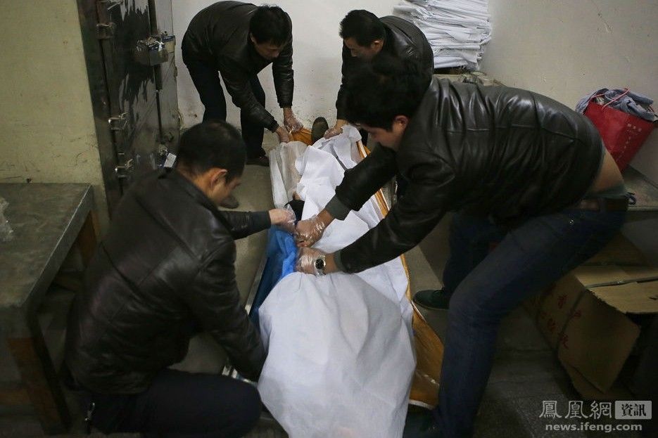 有人说进太平间一定要擦掉口红 去太平间看亡人的禁忌