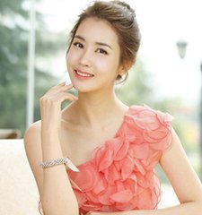 ��ຣ����ǰ����Ƭ ��ຣΪʲô��fnc��Լ